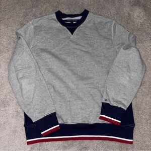 Vintage Tommy Hilfiger crewneck sweater